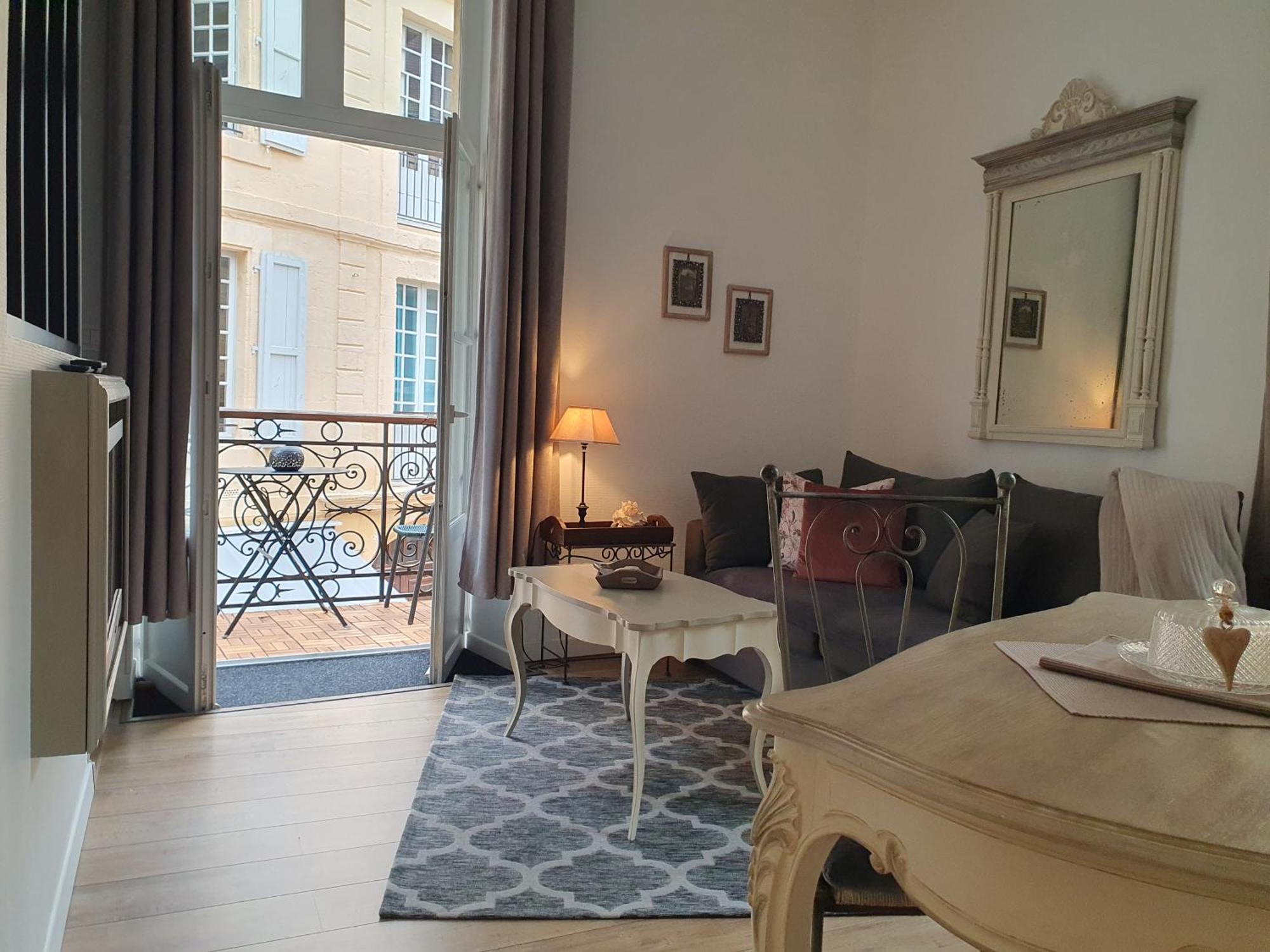 L Appart D En Face Sarlat Exterior foto
